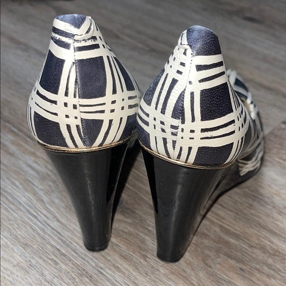 Coach Leather Black and Cream Plaid Heels Size 9 B - Picture 8 of 16